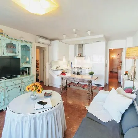 Apartment Koti - El Principe